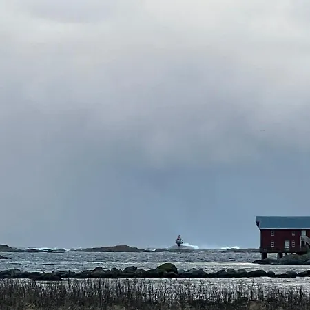 Atlantis With Sauna And Great Views 펜션 *