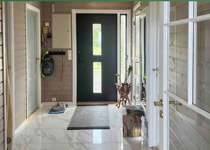 Atlantis With Sauna And Great Views *