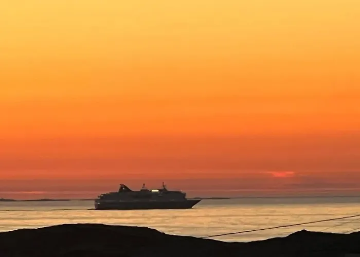 Atlantis With Sauna And Great Views *