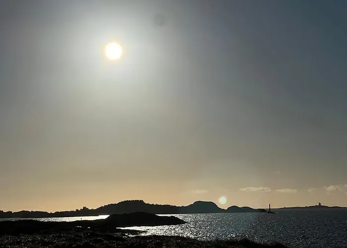 Atlantis With Sauna And Great Views * Vevang