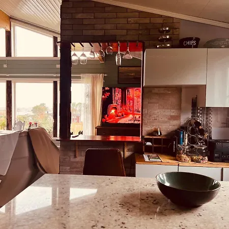 Atlantis With Sauna And Great Views 度假居 *