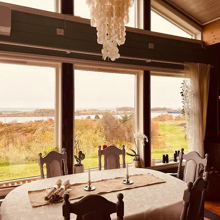 Atlantis With Sauna And Great Views 度假居 *